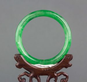 Burma Fine Green Jadeite Bangle w/GIA Certificate 